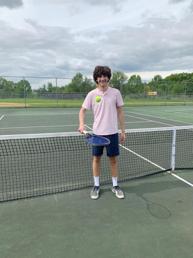 NAs top singles tennis player, Chase Davidson, has found unique ways to practice the sport in quarantine.