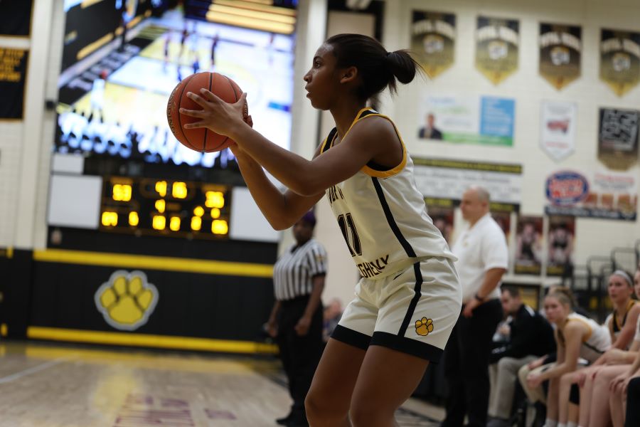 Senior guard Jasmine Timmerson has racked up a four-year career of titles and records.
