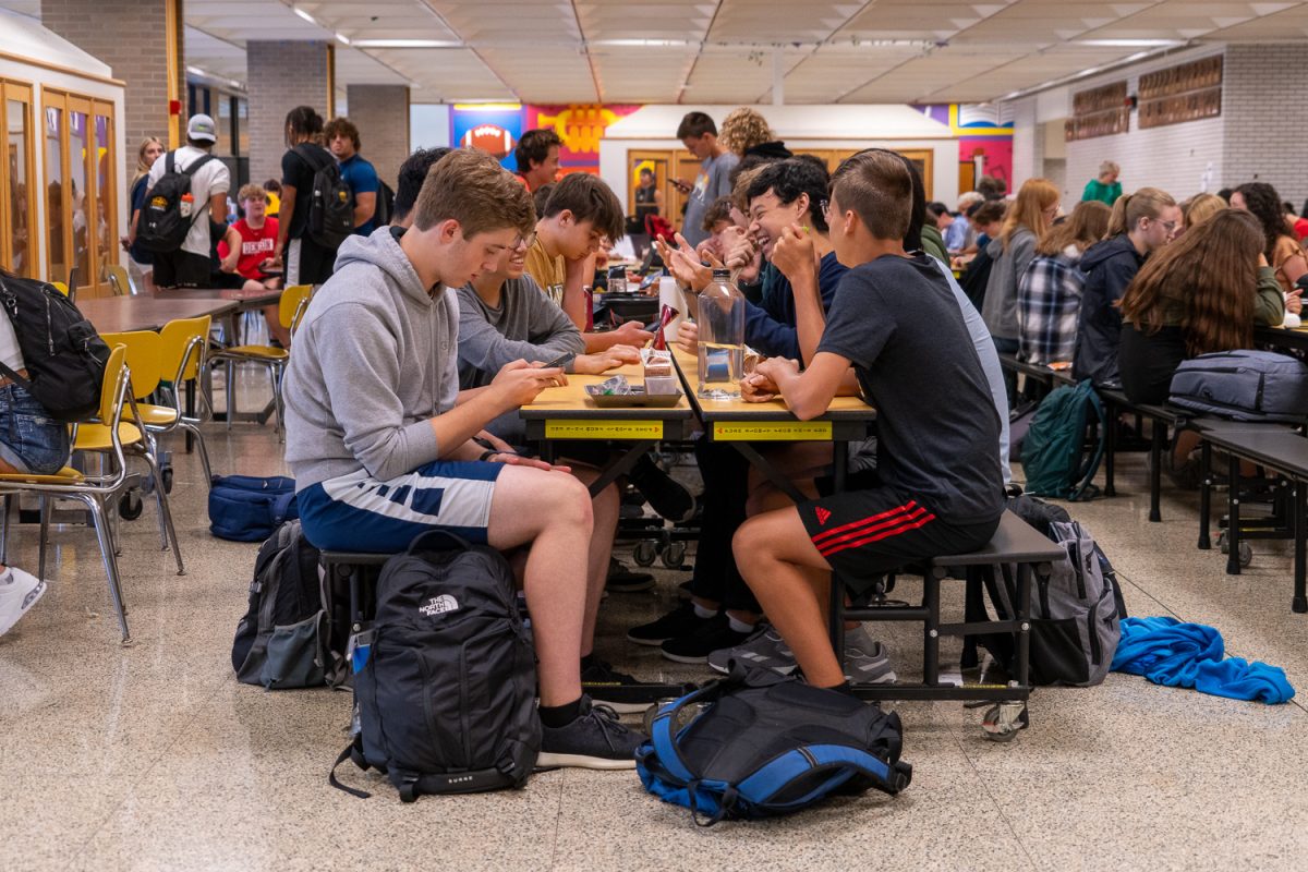 Juniors have said that one of the advantages of the NASH cafeteria is the spacious layout.
