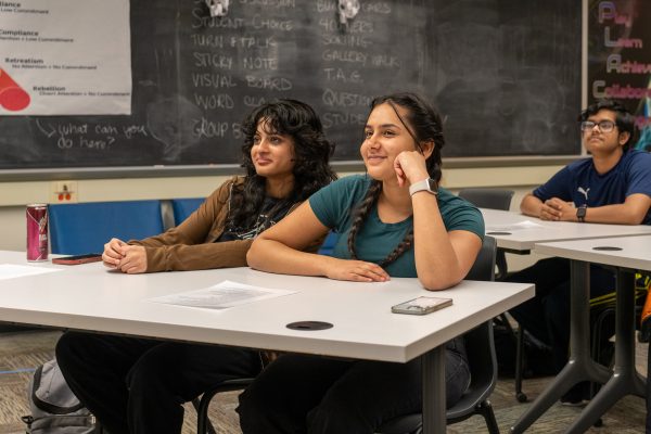 On March 13, NASH juniors Anvi Khandewal, Ashnavi Ghosh, and Neelonsh Samanta attend a talk with Dr. Aref Rahman, Interventional Cardiologist, Chief Medical Officer, and entrepreneur at UPMC.