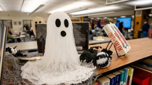 Halloween decorations in the NASH library.