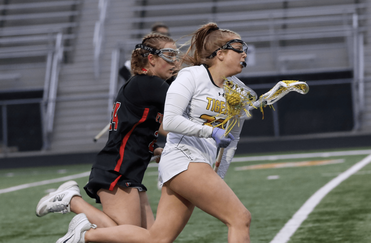 Midfielder Reagan Riordan outpaces a Fox Chapel defender last season. (photo: Lori Heim via NA Sports Network)
